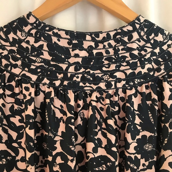 4 for $35 🍄 Navy & Pink Satin Max Studio Pace Print Dress - Picture 9 of 11